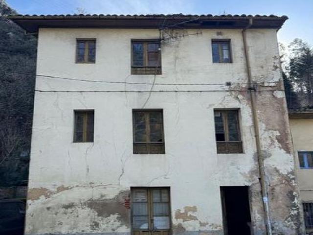 casa adosada en Venta en Grado. QTOT T958