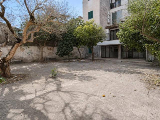 Casa adosada en Venta en Gran Via de Colom