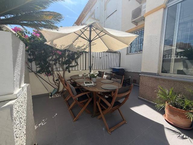 Casa adosada en Venta en Gran Vista Olivo de Oro