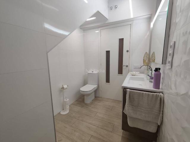 Casa adosada en venta en Granollers, Lledoner. CASA DE PUEBLO ADOSADA GRANOLLERS JOAN PRIM. Casas adosadas.