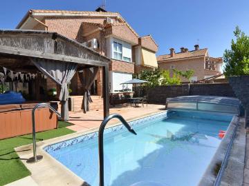 Casa adosada en Venta en Griñón