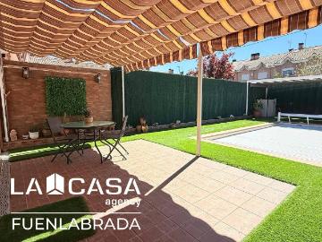 Casa adosada en Venta en Griñón