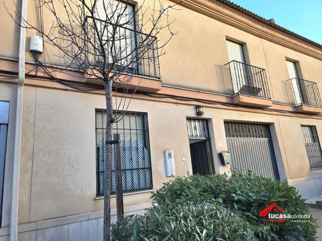 Casa adosada en venta en Guadalcázar. PRECIOSO ADOSADO EN EXCLUSIVA EN GUADALCÁZAR CÓRDOBA. Casas adosadas.