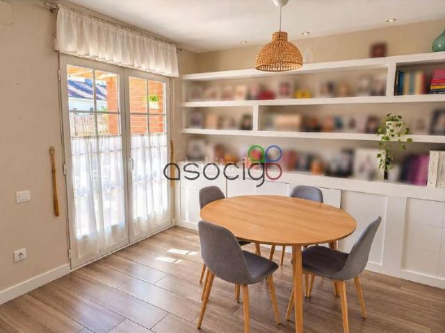 Casa adosada en venta en Guadalajara, San Roque Concordia Adoratrices. CHALET ADOSADO EN VENTA EN ADORATRICES GUADALAJARA. Casas adosadas.