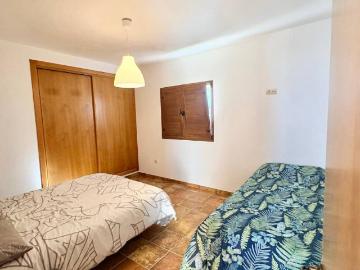 Casa adosada en Venta en Guaro