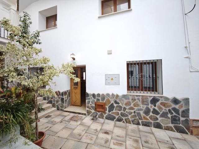 Casa adosada en venta en Guaro. Si soñaste vivir en un pueblo, porque no hacerlo con calidad de vida. Casas adosadas.
