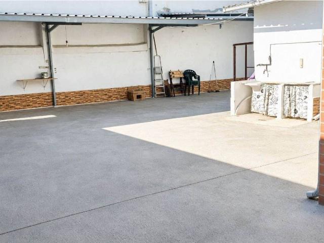 Casa adosada en venta en Domeño