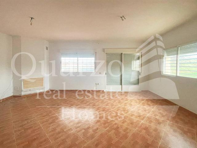 Casa adosada en Venta en Domingo Pérez