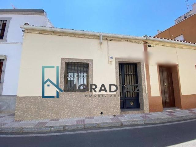 Casa adosada en Venta en Don Benito