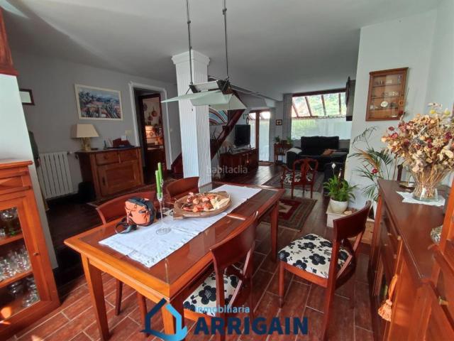 Casa adosada en venta en Donostia San Sebastián, Miracruz. Chalet adosado en venta. Casas adosadas Donostia San.