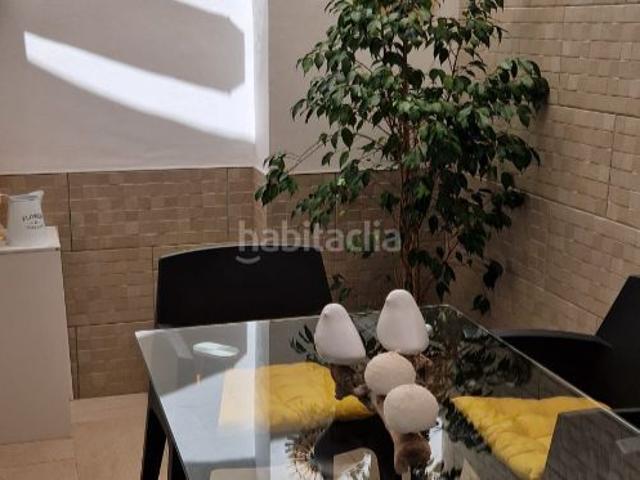 Casa adosada en venta en Dos Hermanas, Centro Doña Mercedes. NEGOCIABLE. Casas adosadas Dos.