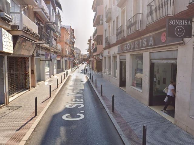 Casa adosada en venta en Dos Hermanas, Centro Doña Mercedes. SE VENDE magnifica casa de 3 dormitorios y 2 baños PRECIO NEGOCIABLE. Casas adosadas Dos.