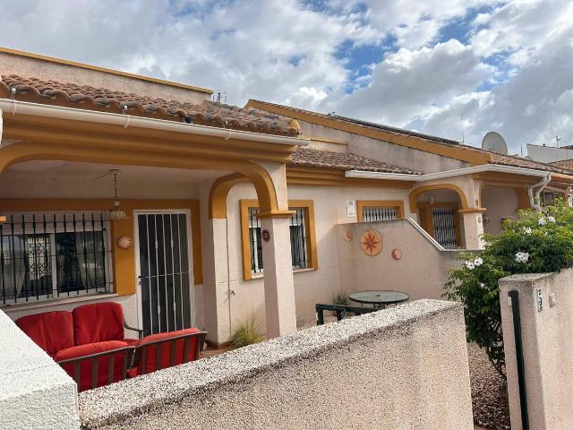 Casa adosada en Venta en Daya Nueva