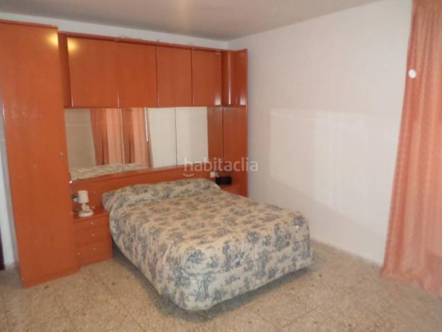 Casa adosada en venta en Daimiel. Casa Adosada en venta en Daimiel, 7 dormitorios. Casas adosadas.