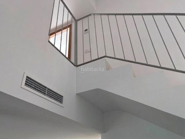 Casa adosada en venta en Dénia, El Montgó. Adosado con Jardín abancalado. Casas adosadas.