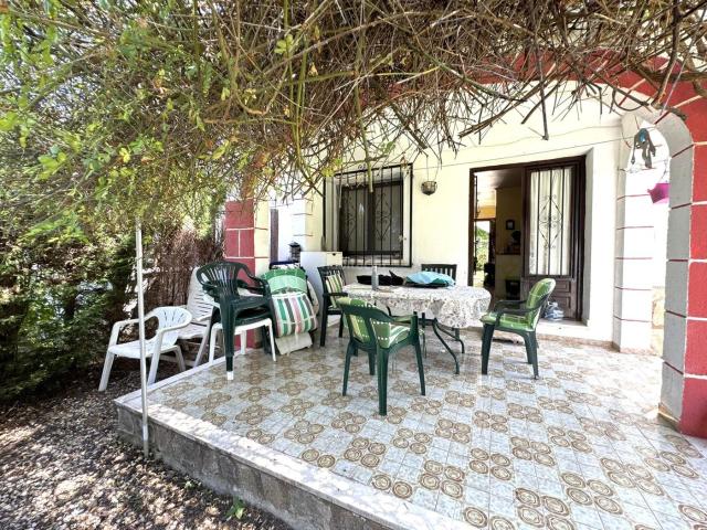 Casa adosada en venta en Dénia, El Montgó. ADOSADO EN PLANTA BAJA EN ZONA GALERETES. Casas adosadas.