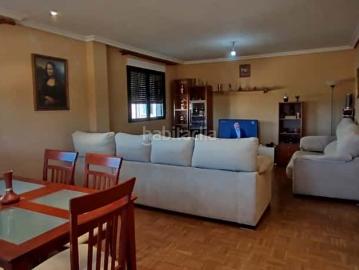 Casa adosada en venta en Doñinos de Salamanca. Chalet situado en esquina en Doñinos, a pocos kilómetros de Salamanca. Casas adosadas Doñinos de.