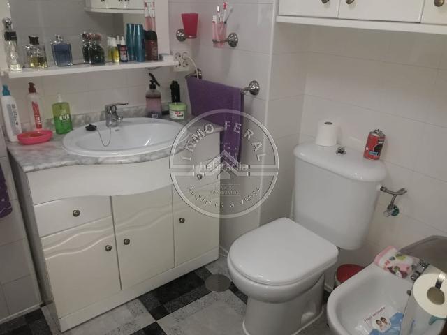 Casa adosada en venta en Écija. Casa Adosada en venta en Ferrocarril, 5 dormitorios. Casas adosadas.