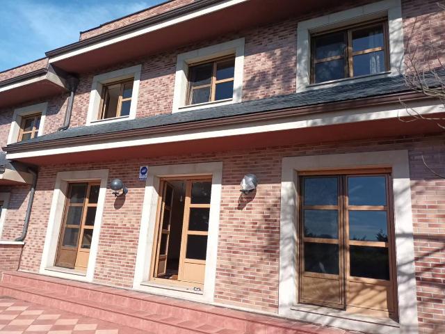 Casa adosada en Venta en Egia