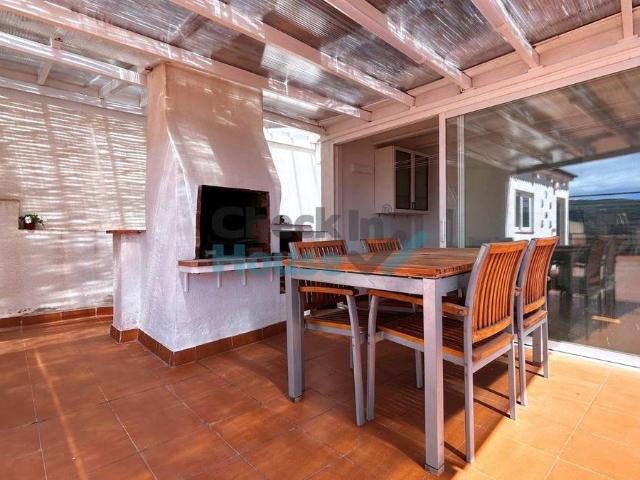 Casa adosada en Venta en Eixample