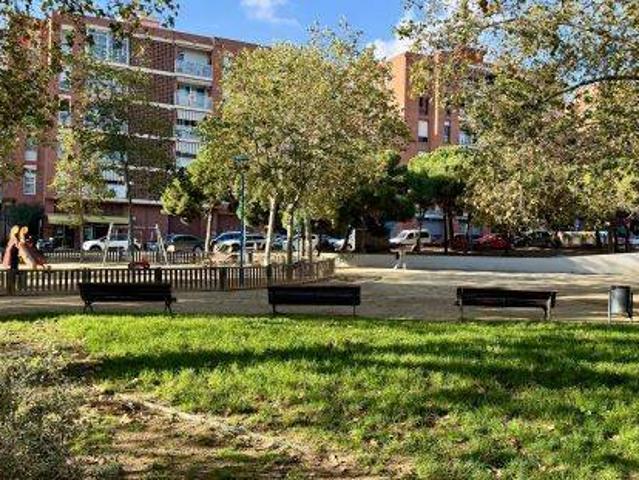 Casa adosada en Venta en Eixample