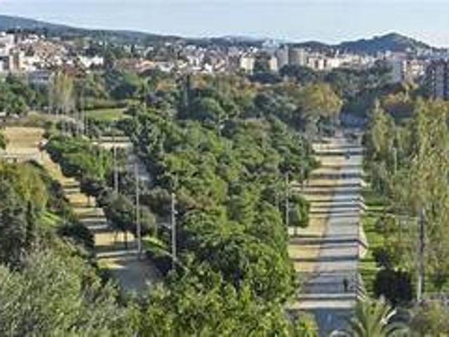 Casa adosada en Venta en Eixample