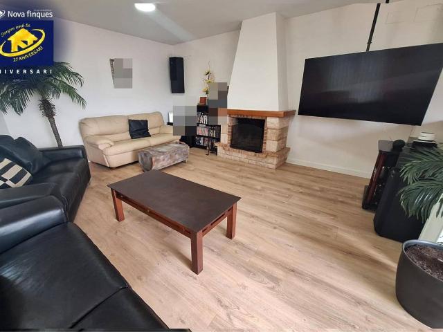 Casa adosada en Venta en Eixample Can Bogunyà