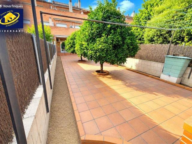 Casa adosada en Venta en Eixample Can Bogunyà