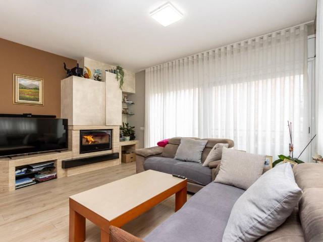 Casa adosada en Venta en Eixample Can Bogunyà
