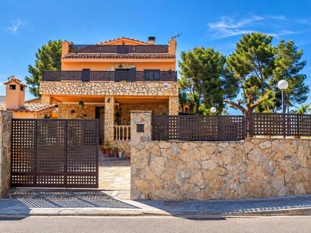 Casa adosada en Venta en El Catllar