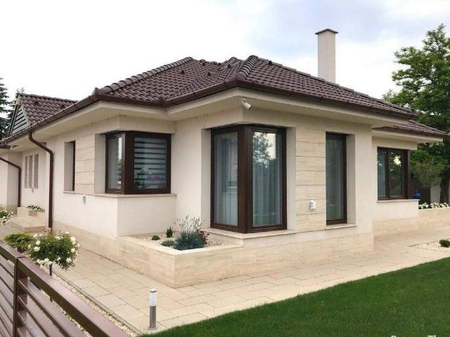 Casa adosada en Venta en El Casar