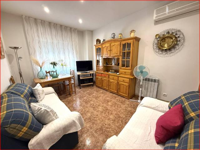 Casa adosada en Venta en El Casar de Escalona