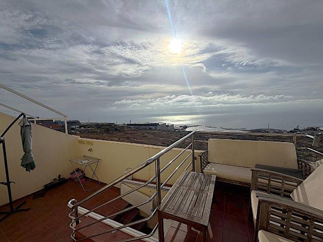 Casa adosada en Venta en El Chorrillo San Isidro Llano Blanco
