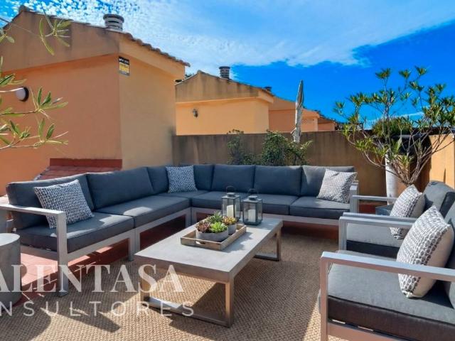Casa adosada en Venta en El Bosque