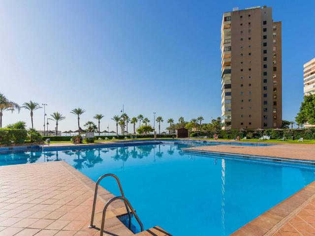 Casa adosada en Venta en El Bajondillo
