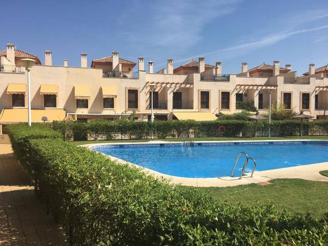 Casa adosada en Venta en El Brillante El Naranjo El Tablero