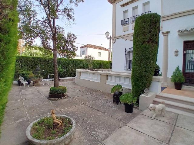 Casa adosada en Venta en El Brillante El Naranjo El Tablero