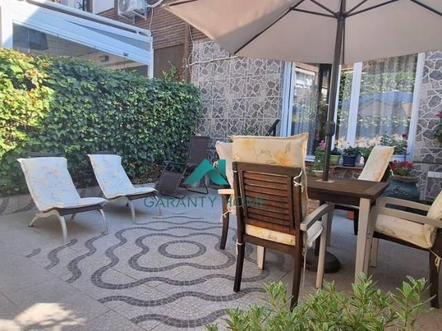 Casa adosada en Venta en El Burgo