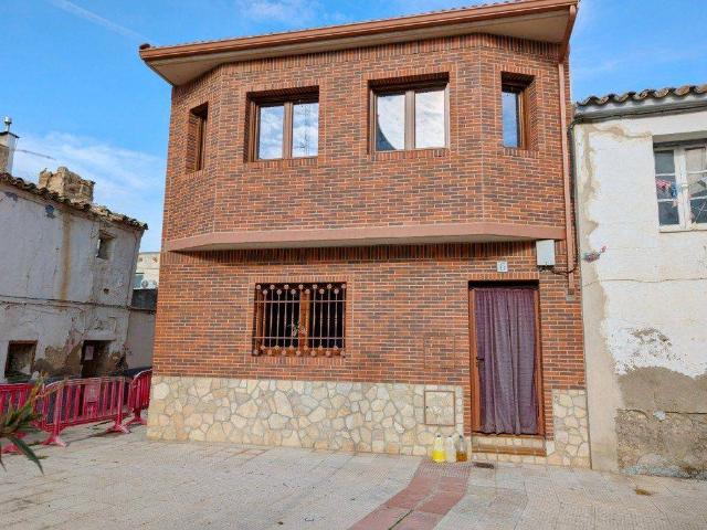 Casa adosada en Venta en El Burgo de Ebro