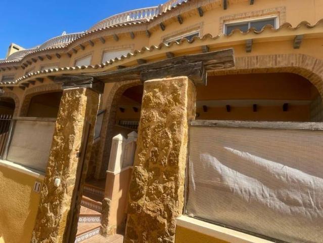 Casa adosada en Venta en El Edén