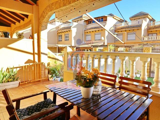 Casa adosada en Venta en El Edén