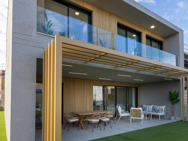 Casa adosada en Venta en El Faro de Calaburra Chaparral