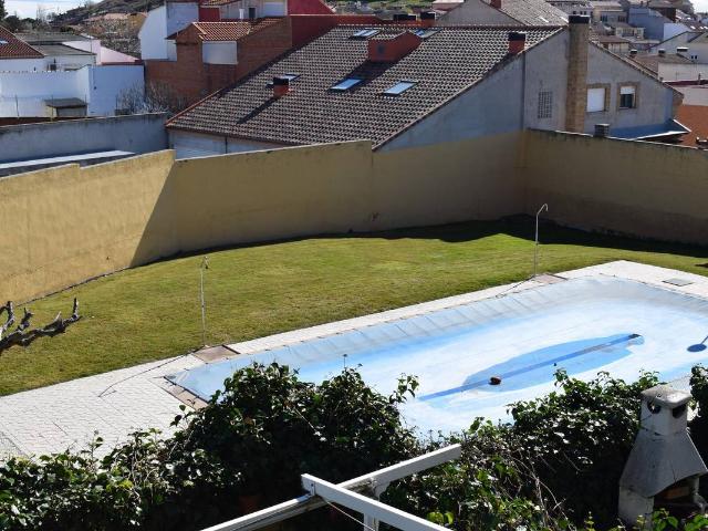 Casa adosada en Venta en El Molar Madrid