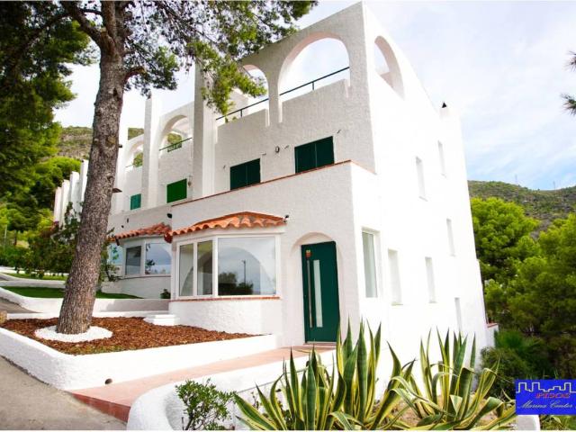 Casa adosada en Venta en El Poal
