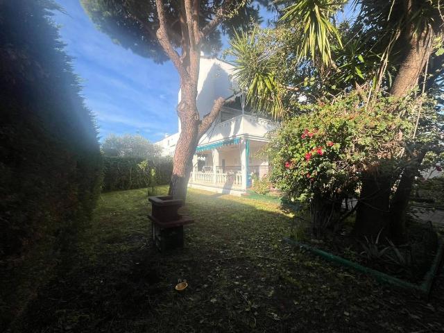 Casa adosada en Venta en El Portil