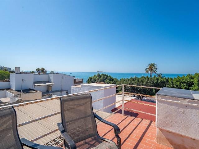 Casa adosada en Venta en El Palo
