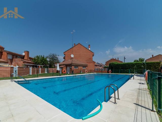 Casa adosada en Venta en El Pijorro