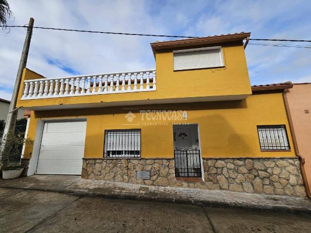 Casa adosada en Venta en El Puente del Arzobispo