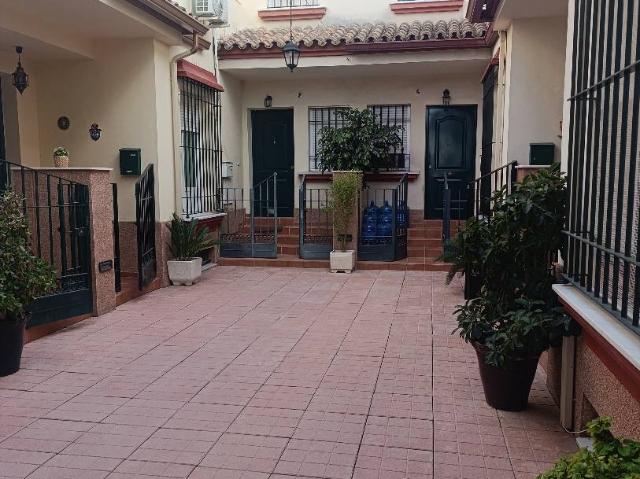 Casa adosada en Venta en El Rocío La Milagrosa