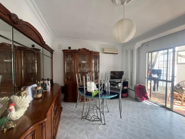 Casa adosada en venta en El Rompido. Edificio residencial en Sale Oportunidad única para inversores. Casas adosadas El.